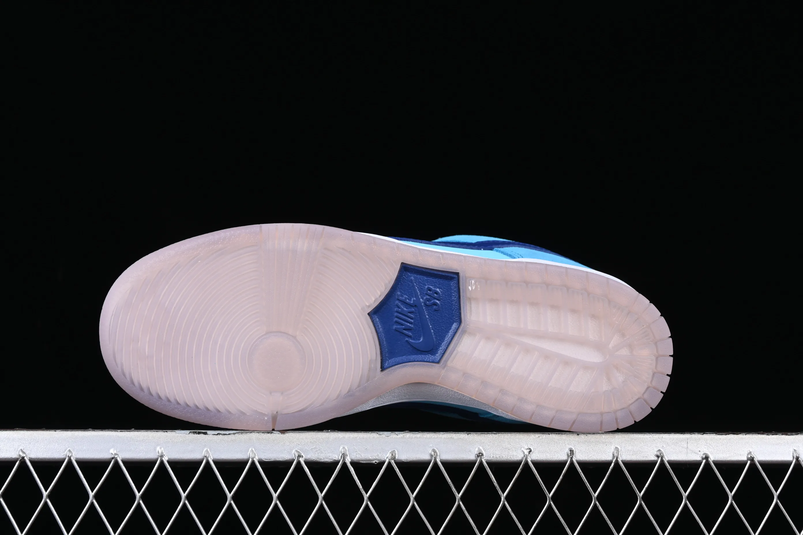 All categories Nk SB Dunk series Nk SB Dunk Low low-top sneakers K version NK SB Dunk Low Pro sky blue imitation wool low-top casual sneakers BQ6817-400